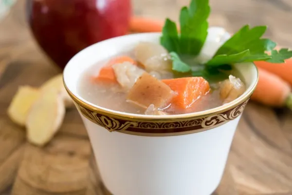 Æble- og gulerodssuppe