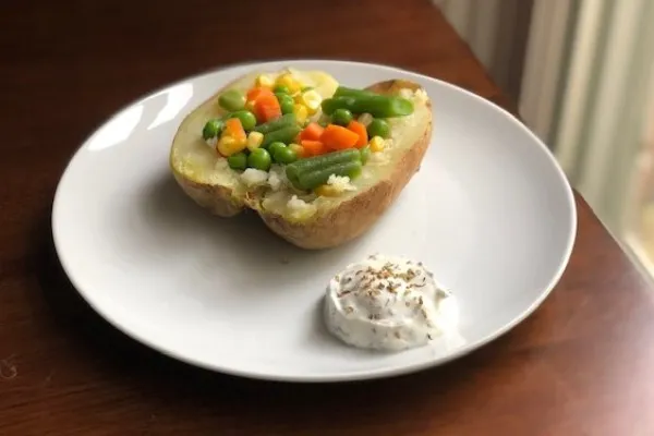 Bagte kartofler primavera