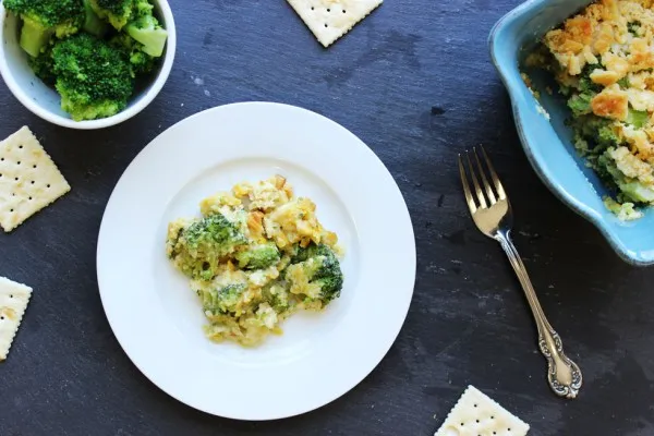 Broccoli- og majsgratin