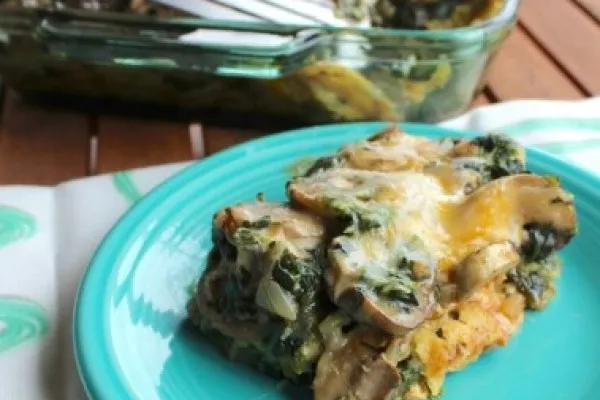 Enchiladagratin med spinat og champignon