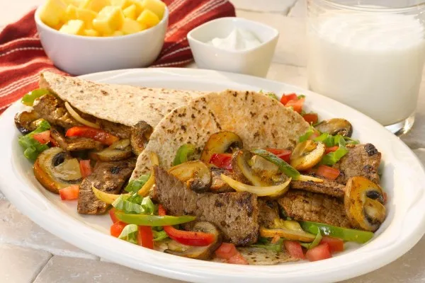 Fajitas med bøf og svampe