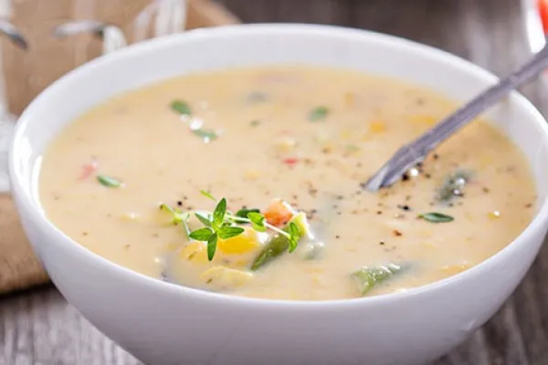 Grøntsags- og ostesuppe
