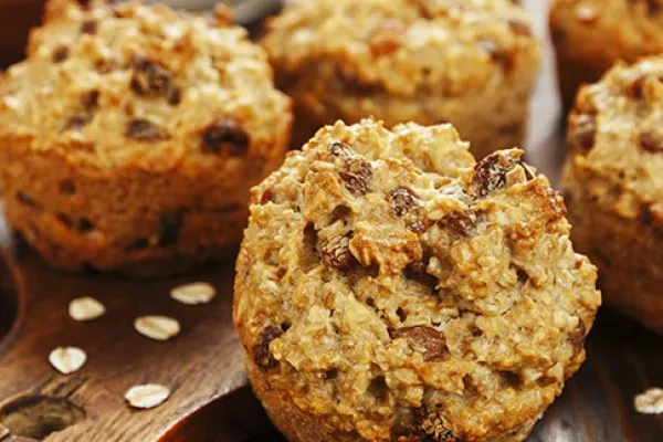 Havre- og rosinmuffins