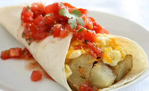 Morgenmadsburritos med kartofler og æg
