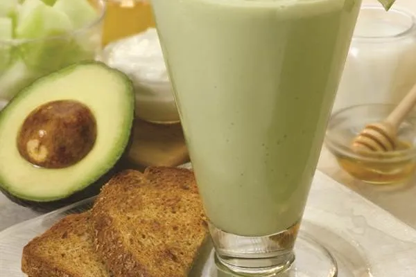 Morgenmadssmoothie med avocado og melon