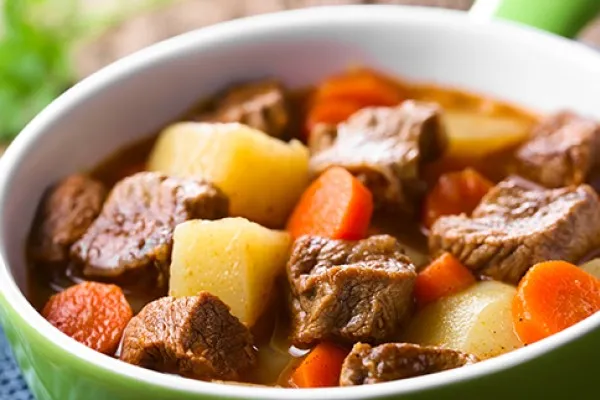 Oksekødsgryde fra slowcooker