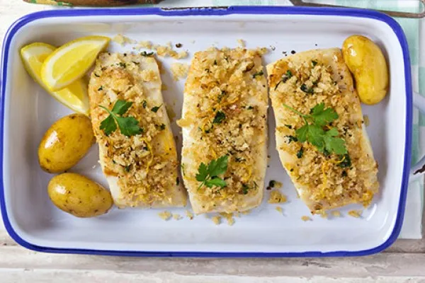 Ovnbagt paneret fisk