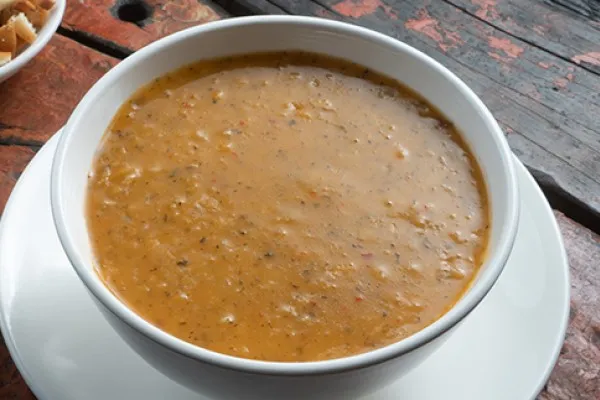 Shorba (lammekøds- og jordnøddesuppe)