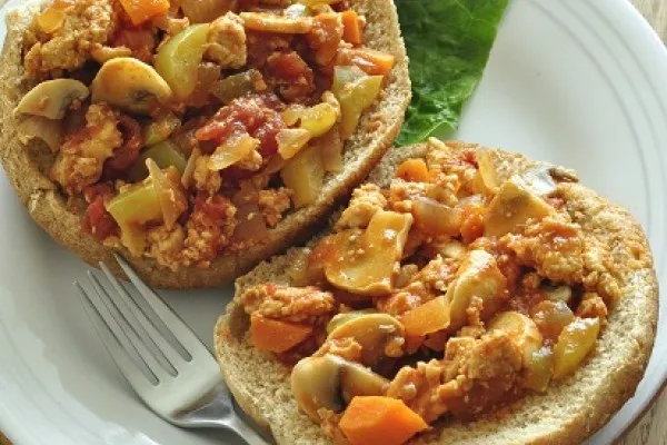 Sloppy Joes med havegrøntsager