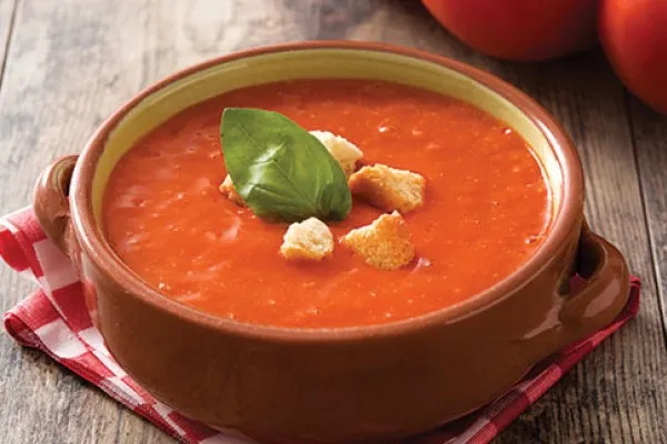 Tomat-basilikumsuppe